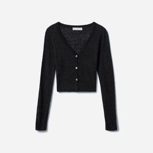 Everlane Featherweight Alpaca Cardigan in heather black